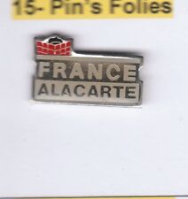 M4# Pinsfolies Pin's Badge Media Presse ecrite Edition France à la carte
