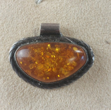 Ancien pendentif, pierre ambre, en argent massif, vintage