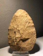 Magnifique biface acheuleen