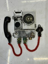 Ancien téléphone mural Funke