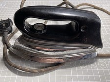 Vintage Ancien Fer À Repasser