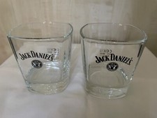 Joli lot de 2 verres à whisky JACK DANIEL'S /trait cl, OLD N 7 BRAND gravé