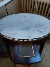 1 Table basse ronde avec dessus en marbre blanc