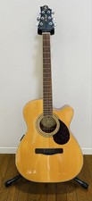 Guitare électrique-acoustique