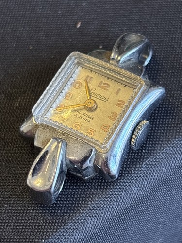 Montre mécanique art - mécanique,