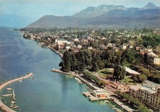 74 EVIAN LES BAINS LE PORT ET LA BUVETTE