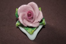Dresde porcelaine porcelain rose buds pink germany dresden