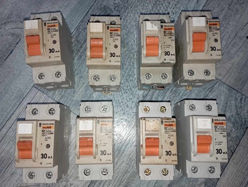 Merlin gerin 23160 - merlin,