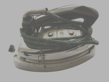 Fer à repasser ancien