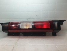 Feu arriere principal droit