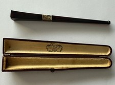 Ancien fume-cigarette Art