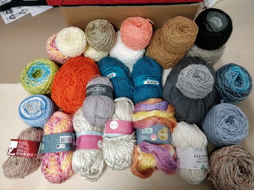 Lot laine couleur loisirs