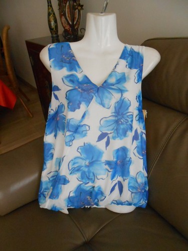 Neuf joli top - , k