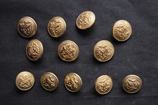 Lot de 12 boutons dorés