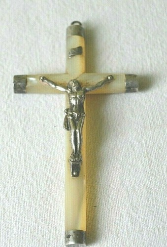 Ancienne croix religieuse - ancienne,