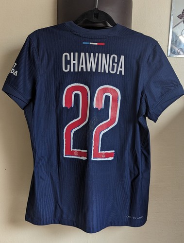 Maillot porté dédicacé - et,