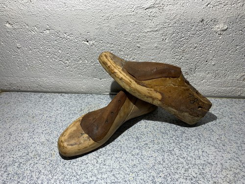 Ancienne paire embauchoir - paire,
