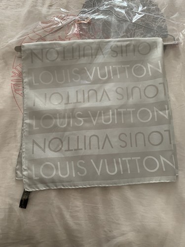 Foulard louis vuitton - foulard,