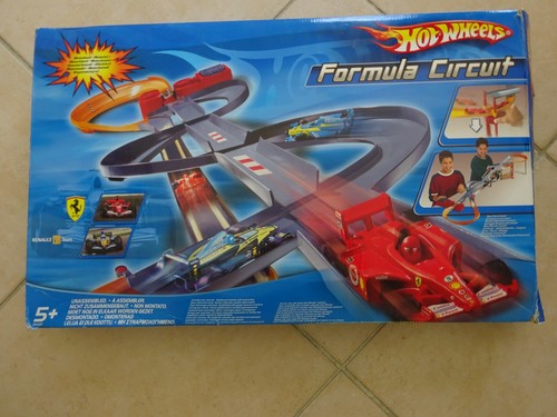 Hot wheels formula circuit - wheels,