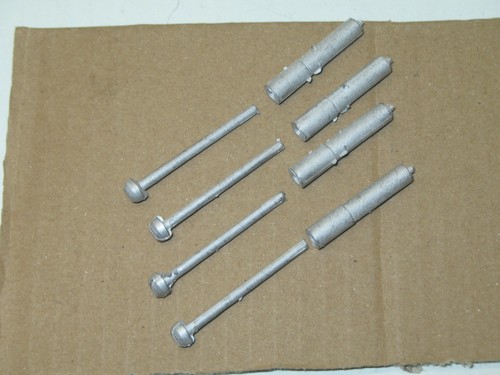 Piston en metal brut - 4,