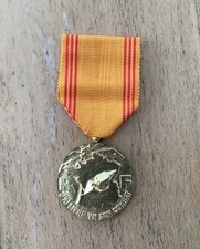 MEDAILLE DES RÉFRACTAIRES