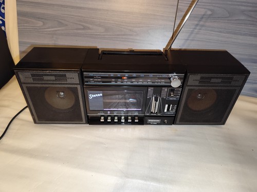 Radio cassette boombox - cassette,