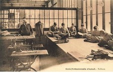 PARIS - Ecole Professionnelle d'Auteuil - Tailleurs - Machine à coudre - Berg