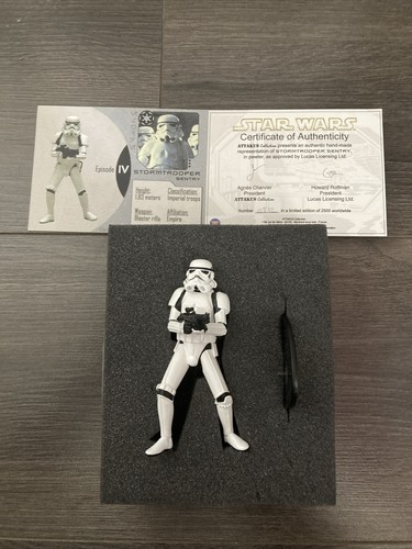 Stormtrooper sentry figurine - sentry,