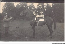 CAR-ABCP6-0517 - HIPPISME - DEUX HOMMES ET UN CHEVAL - CARTE PHOTO