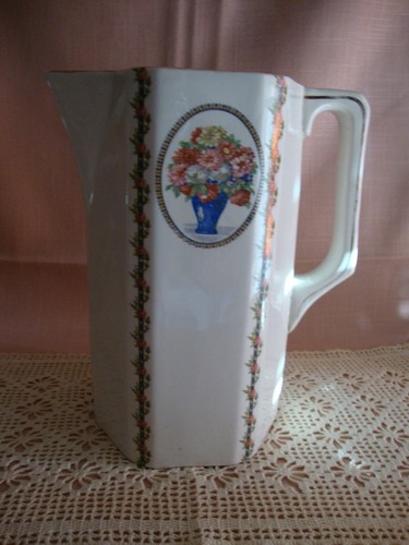 Ancien broc toilette - de,
