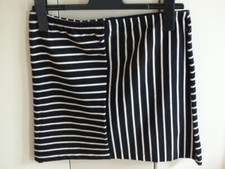 AGNES B - JUPE A RAYURES - FEMME - taille 3