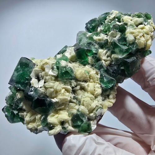 Grand spécimen fluorite - de,