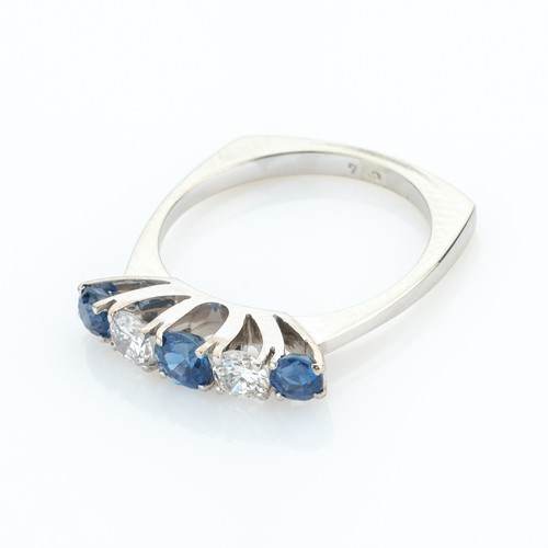 Vintage ladies ring 750 gold