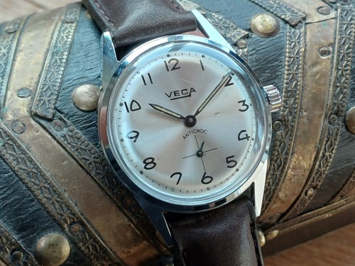 Montre ancienne mécanique