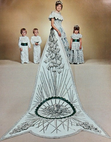1975 program huge gowns order - 1975,