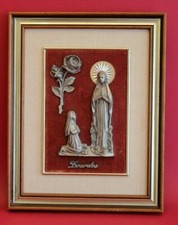 Souvenir Lourdes avec eau bénite Tableau Sculpture étain La Vierge Marie