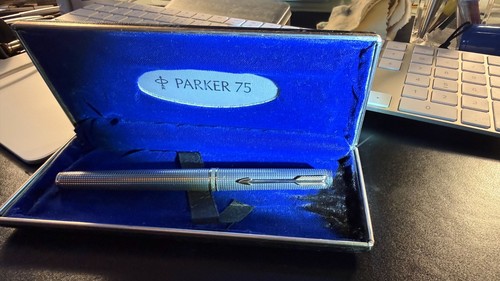 Parker ciselé argent - –,
