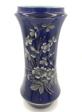 Grand Vase Sarreguemines Fleurs et Papillon bleu nuit Bon état 1900 Ancien