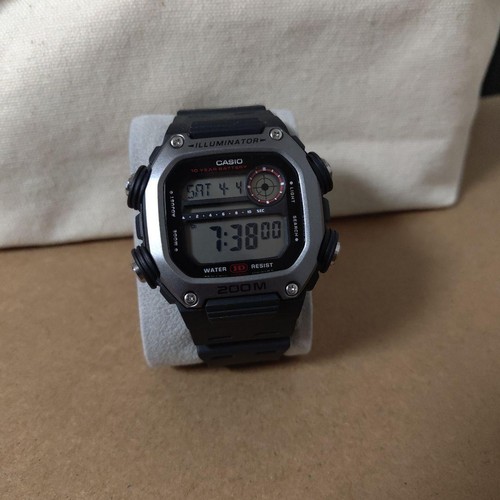 Montre numérique casio - montre,