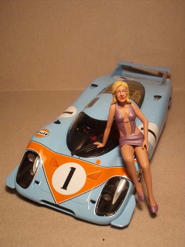 Figurine 917 girl - figurine,