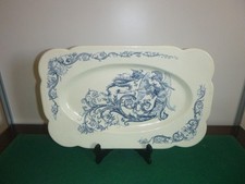 ANCIEN PLAT EN FAIENCE TERRE DE FER CLAIREFONTAINE MODELE RENAISSANCE