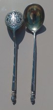 DEUX CUILLERES A CAVIAR OU A THE   EN ARGENT MASSIF NIELE RUSSE XIX ème siècle