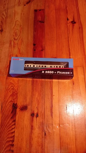 Train electrique picasso - train,