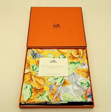 Carré Hermès "Arbre De Soie" 90 cm 100% soie, écharpe, foulard - Comme Neuf