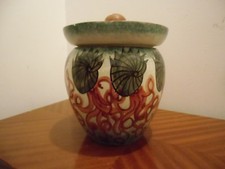 Pot à tabac signé  LAURAY