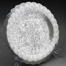 manifique assiette en argent