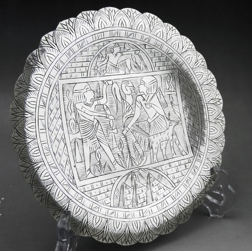 Manifique assiette argent - en,
