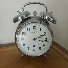 Réveil  ancien RUHLA Duoclock  mécanique à cloche métal chromé vintage 80