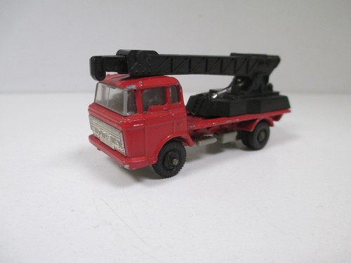 Camion grue daf 2600 rouge - grue,