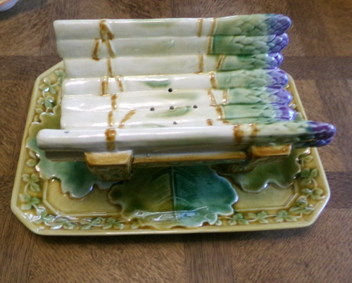 Plat asperges ancien - à,